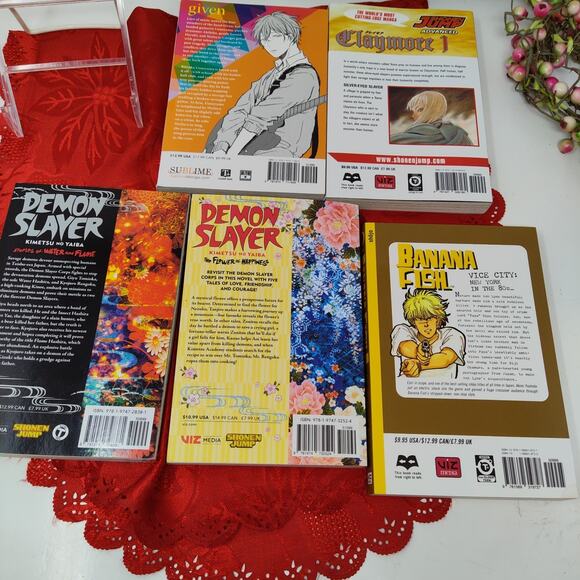 5X Mixed Manga lot Collection Viz Media Demon Slayer Given Claymore Banana Fish - Picture 8 of 13